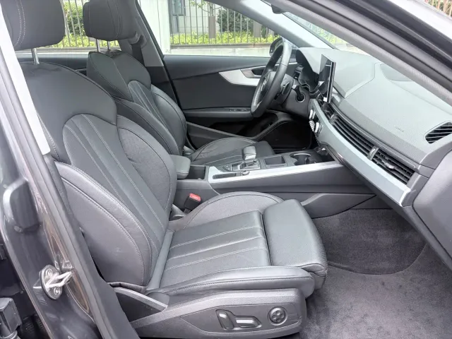 Audi A4L — Фото автомобиля 12