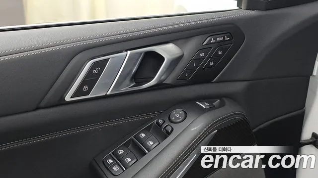 BMW X7 — Фото автомобиля 25