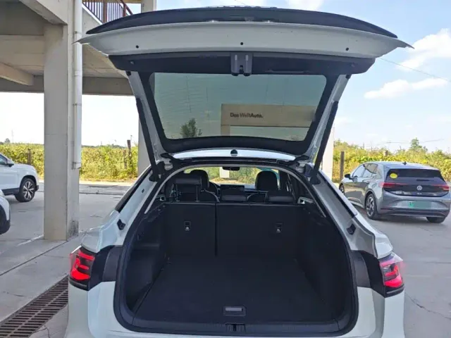 Volkswagen Tiguan X — Фото автомобиля 18