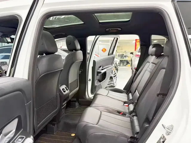 Mercedes-Benz GLB-Class — Фото автомобиля 8
