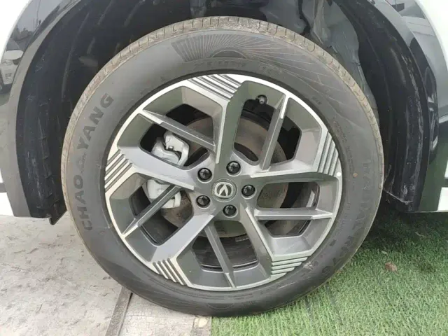 Changan CS75 Plus — Фото автомобиля 22
