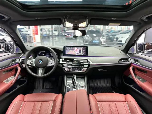 BMW 5 Series — Фото автомобиля 4
