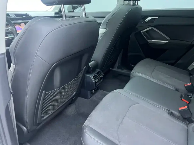 Audi Q3 — Фото автомобиля 14