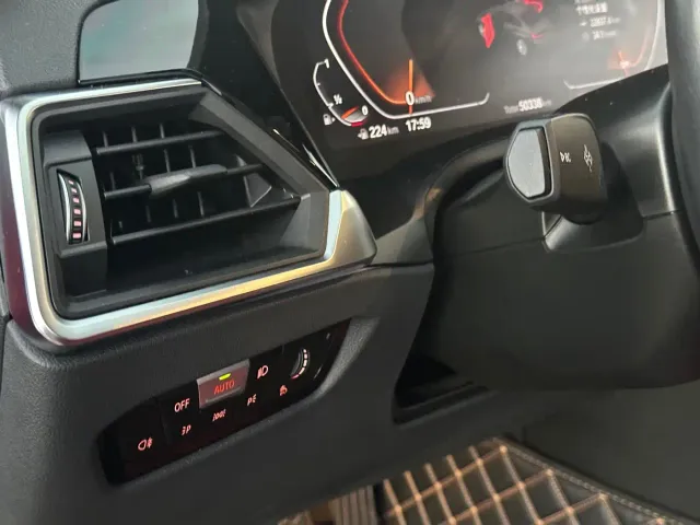 BMW 3 Series — Фото автомобиля 13