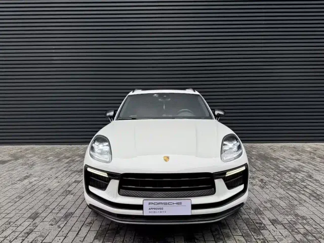 Porsche Macan — Фото автомобиля 13