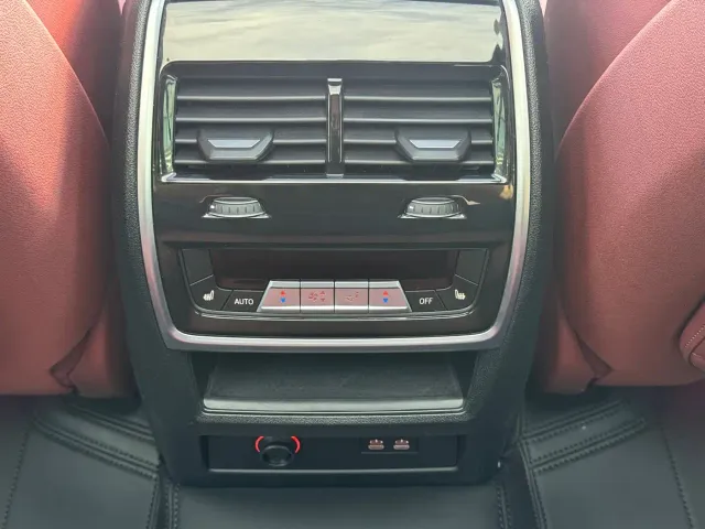 BMW X5 — Фото автомобиля 10
