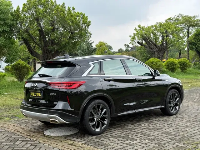 Infiniti QX50 — Фото автомобиля 7