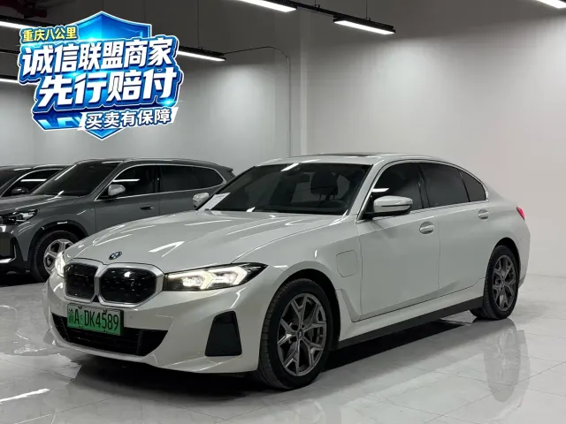 Фотография автомобиля — BMW i3