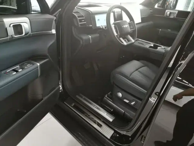 BYD FangChengBao Titanium 7 — Фото автомобиля 15