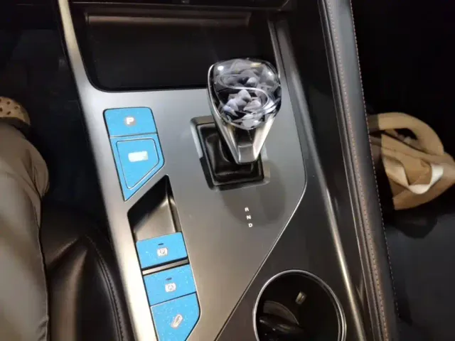 Roewe RX5 — Фото автомобиля 13