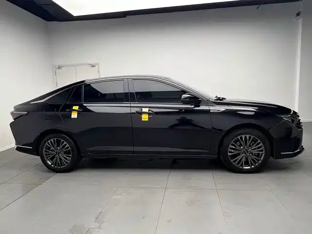 Dongfeng Yixuan MAX — Фото автомобиля 7