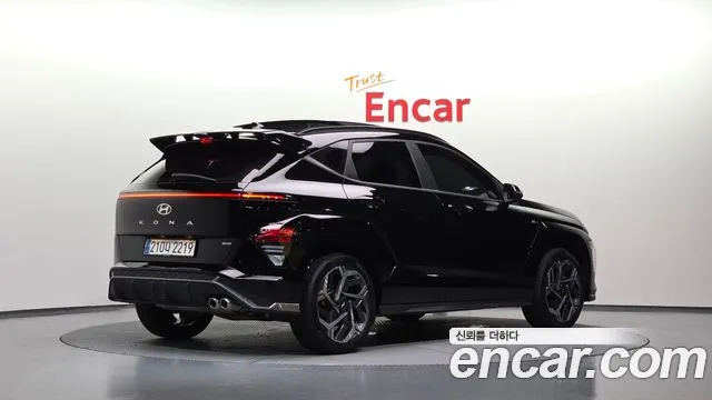 Hyundai Kona Kona (SX2) Бензин 1.6 Turbo 4WD — Фото автомобиля 2