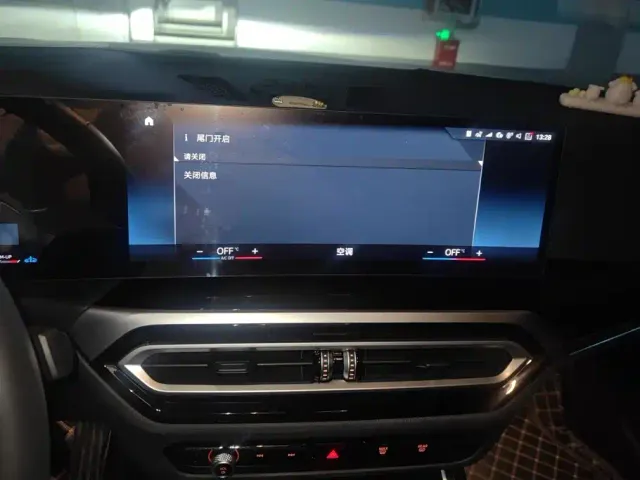 BMW 3 Series — Фото автомобиля 13