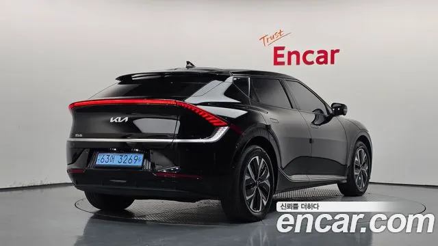 Kia EV6 — Фото автомобиля 2