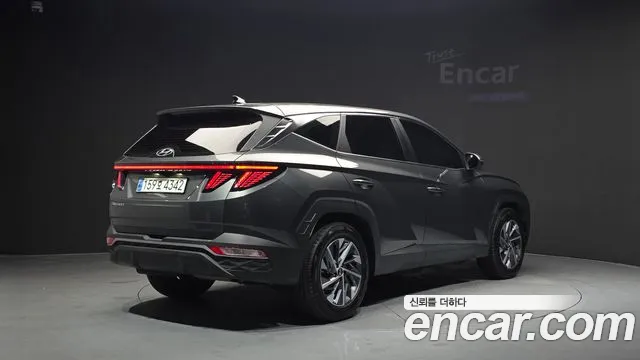 Hyundai Tucson Tucson (NX4) Дизель 2.0 2WD — Фото автомобиля 2