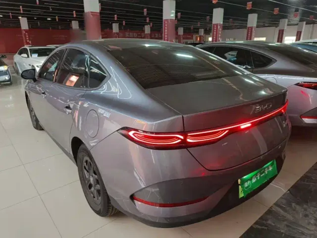 BYD Qin PLUS — Фото автомобиля 4