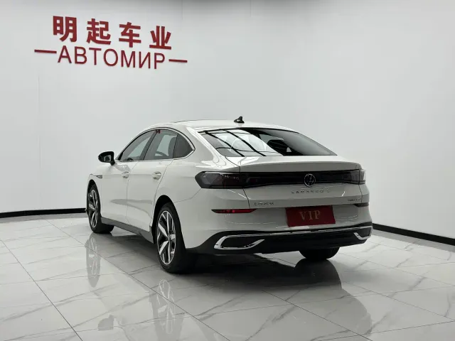 Volkswagen Lamando — Фото автомобиля 8