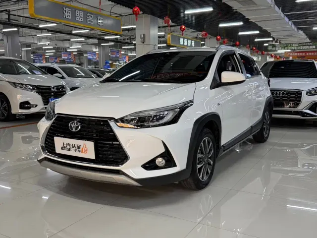 Фотография автомобиля — Toyota YARiS L Zhi Xuan