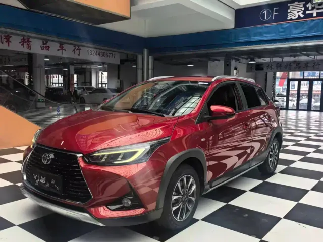 Фотография автомобиля — Toyota YARiS L Zhi Xuan