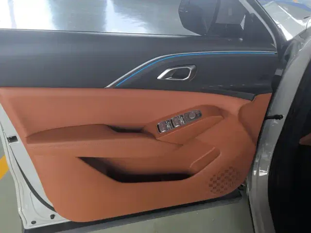 Haval Haval Xiaolong MAX 2025 Hi4 165 Ultra Smart Drive Edition — Фото автомобиля 7