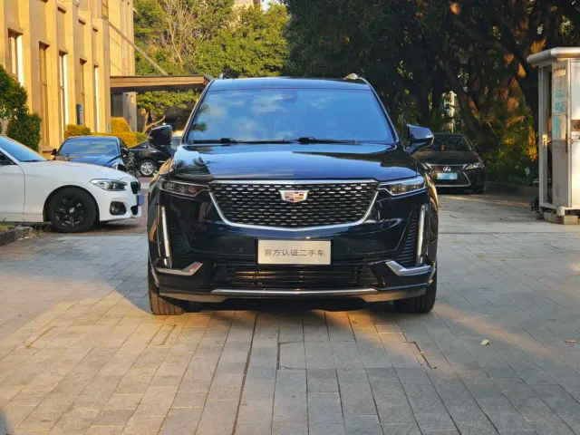 Cadillac XT6 — Фото автомобиля 2