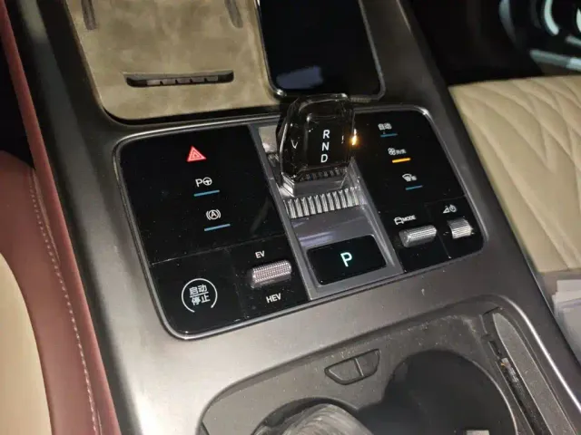 BYD Seal 07 DM-i 2025 DM-i 1.5T 125km Flagship — Фото автомобиля 10