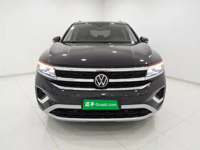 Volkswagen Talagon — Фото автомобиля 2