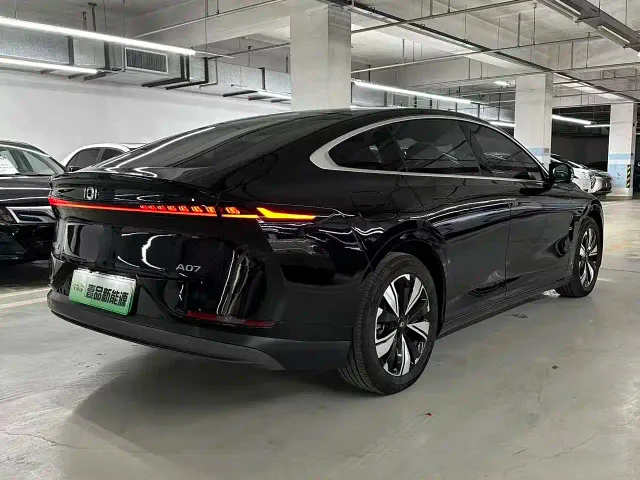Changan Qiyuan A07 — Фото автомобиля 8