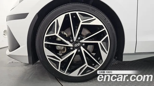 Hyundai Ioniq 6 — Фото автомобиля 5