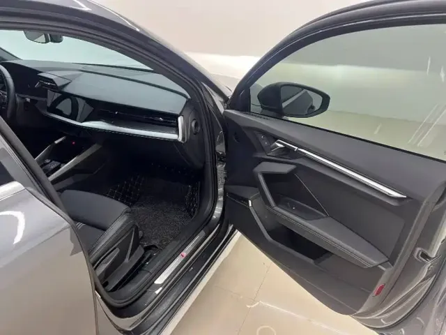 Audi Audi A3 2023 Facelift Sportback 35 TFSI Fashion Sport — Фото автомобиля 10