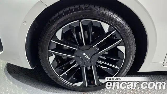 Kia K8 The New K8 2.5 Бензин 2WD — Фото автомобиля 4