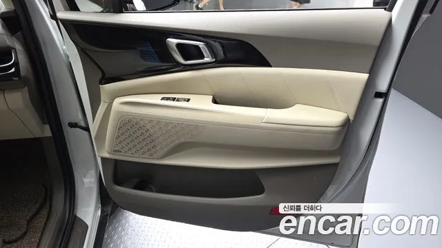 Kia Carnival 4th Gen — Фото автомобиля 24