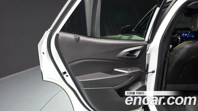 ChevroletGMDaewoo Trax Trax Кроссовер — Фото автомобиля 25