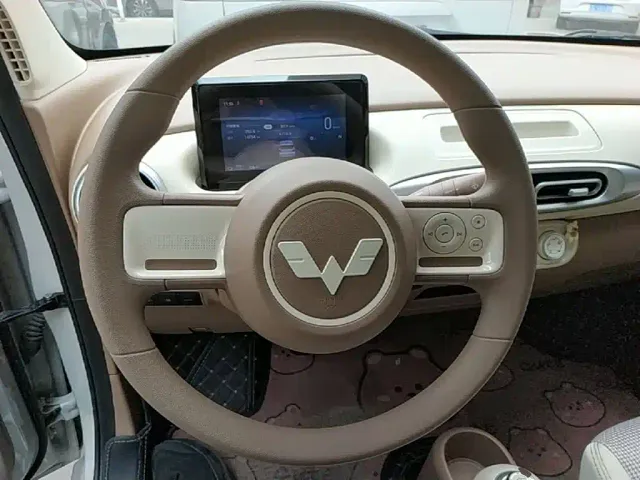 Wuling Hongguang Mini EV — Фото автомобиля 10