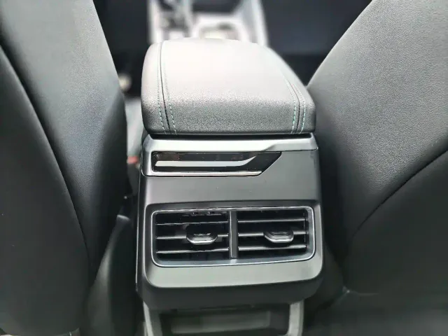 Geely Xingrui — Фото автомобиля 11