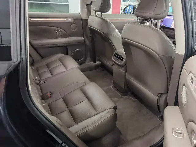 IM Motors LS6 — Фото автомобиля 6