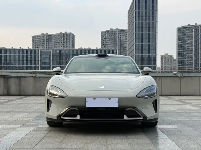Xiaomi SU7 — Фото автомобиля 2