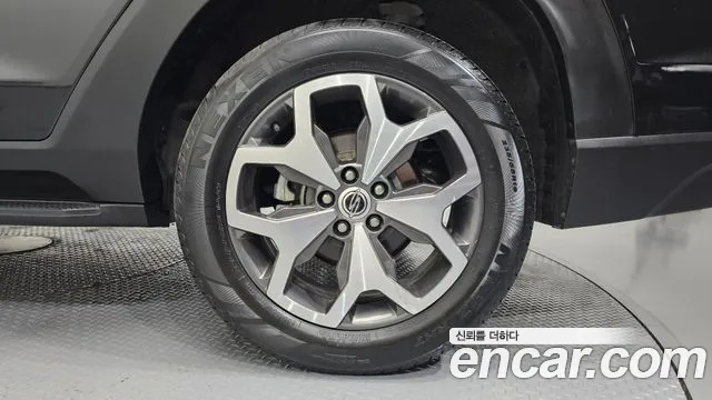 KG_Mobility_Ssangyong Torres Torres Бензин 1.5 2WD — Фото автомобиля 21
