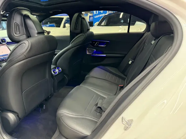 Mercedes-Benz C-Class — Фото автомобиля 4