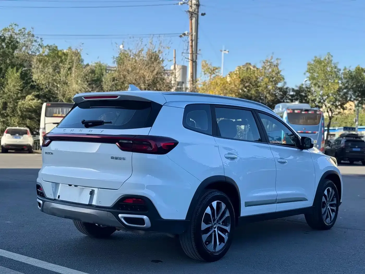 Chery Tiggo 8 2024 1.5TCI Auto New Dynamic Edition 7-seater — Фото автомобиля 13