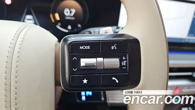 Hyundai Grandeur GN7 — Фото автомобиля 30