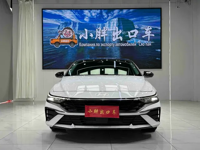Hyundai Elantra — Фото автомобиля 2