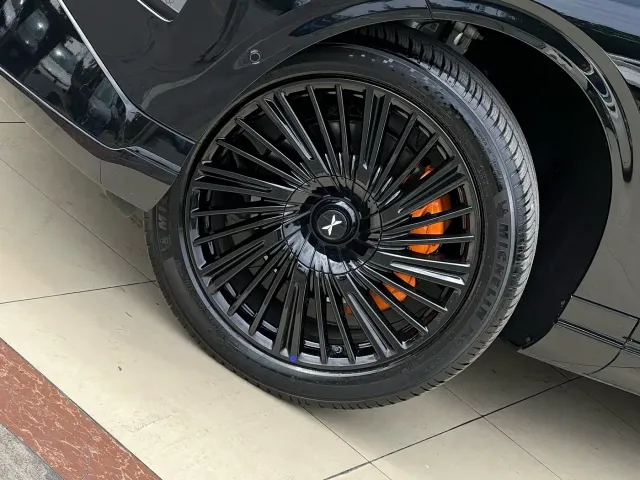 Xpeng G9 — Фото автомобиля 23