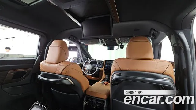 Toyota Alphard — Фото автомобиля 30