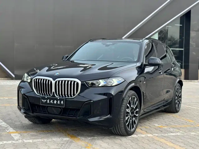 BMW X5 — Фото автомобиля 4