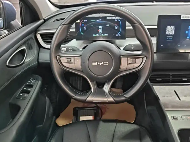 BYD Seal 05 DM-i — Фото автомобиля 10