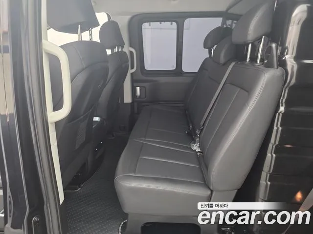 Hyundai Staria — Фото автомобиля 9