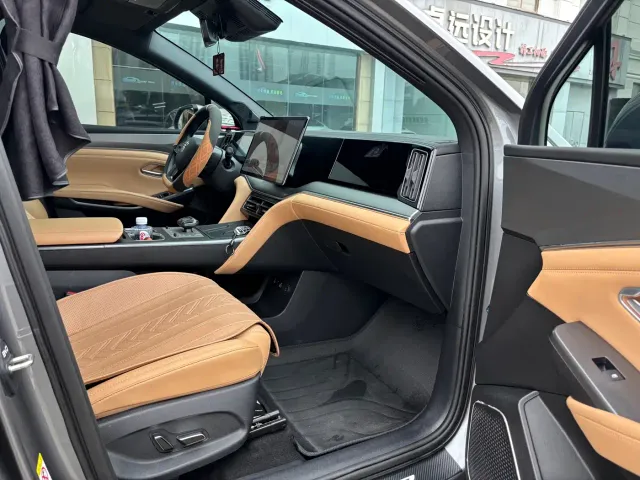 BYD Song L DM-i — Фото автомобиля 13