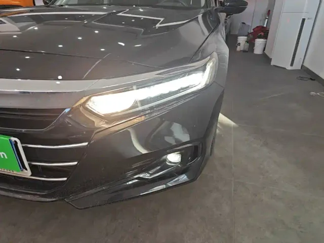 Honda Accord — Фото автомобиля 23