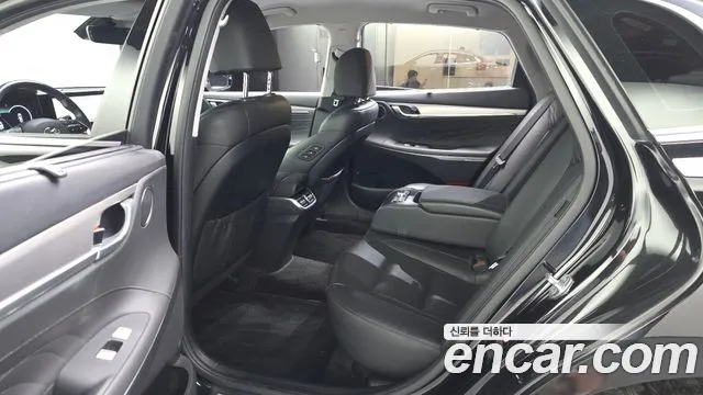 Hyundai Grandeur — Фото автомобиля 20